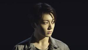 Jinsil park bona kim (mu:e). Bts Show Their Dark Side In The Grungey New Video For Fake Love