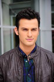 Birkan Sokullu Resimleri Ve Biyografisi Kurt Seyit And Sura Actors How To Look Better