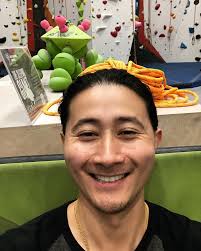 PGY-1 Spotlight 📸 👨🏽‍⚕️Intern: Dr. Cliff Chang 🏡Hometown: Queens, NY  📚Undergrad: NYU Arts & Sciences 🩺Med School: NYU School of Medicine  Favorite part about Inspira: The peeps, especially my Co-Interns Favorite  Shift: