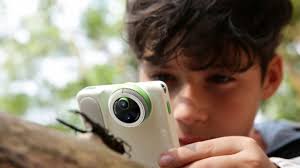 Solo Stove Bonfire 2.0 smokeless firepit has a convenient removable  baseplate & ash pan