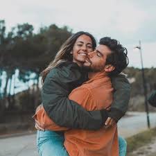 Una publicación compartida de alvaro soler (@alvarosolermusic) el 26 abr, 2018 a las 4:33 pdt. Alvaro Soler Y Sofia Ellar Cantan Juntos A Sus Madres Musica Los40