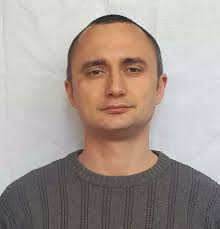 По словам дмитрия гордона, в шоколадных яйцах покупателей будет ожидать денежный сюрприз. Sn Pzgvb6lffkm