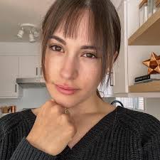 Woohoo! 🥰🌹 Thank you all so much for 6,000 followers! Since starting my  journey here