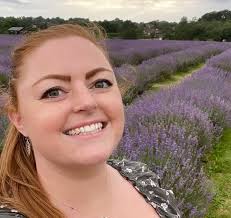 Tracey Parish's Instagram, Twitter & Facebook