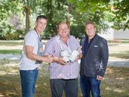 Bei hannes zwirner im marquée und martin neger in seiner caribbean nights bar und im spritzer paradies findest du die besten. Martin Neger Franky Edlinger Wachauer Volksfest Facebook