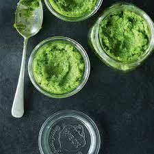 Pesto A La Fleur D Ail Ricardo Garlic Scape Pesto Pesto Food Processor Recipes