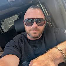 RV moving service in Creemore area?