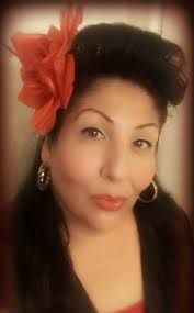 April Flores (@la_flores_y_que) • Instagram photos and videos