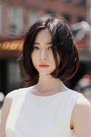 From the blunt bob to the classic lob, check out what are the 2020 korean short hairstyle trends you need to get onboard with! Choppy Bob 2019 Korean Short Hair 2019 Wiki Haircut