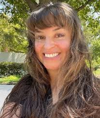 Roxanne Fritz's Instagram, Twitter & Facebook