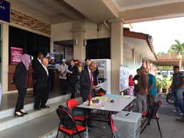 Jom pakat mai bayaq cukai pintu dan cukai tanah jumpa kami di kaunter bergerak majlis perbandaran kubang pasu dan pejabat. Lelongan Awam Pejabat Daerah Dan Tanah Kubang Pasu Portal Rasmi Pejabat Daerah Tanah Negeri Kedah
