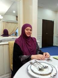 Hajah siti fatimah binti abdul rahman. Maharum Bugis Syah Mbs