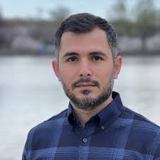 How grass invasion and fire affect songbirds of the sage