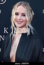 L'attrice Jennifer Lawrence del nuovo film del 20° secolo Fox 'Red  Sparrow', parla con Elizabeth Blair del moderatore NPR durante un pranzo al  Cafe Milano di Washington DC il 16 febbraio 2018. (