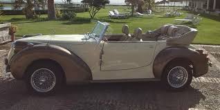 Una boda es una ocasión exclusiva y memorable para todas las familias. Alquiler De Coches Clasicos Para Bodas Y Eventos En Malaga Autos Charleston