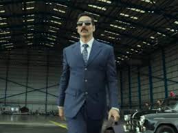 Wearing a phrygian cap with a crown of leaves, the statue is sitting and has in its right hand a sword pointing to the ground and, on the left. Bell Bottom Trailer Akshay Kumar S Strong Style And Full Of Adventure Bell Bottom Presswire18