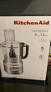 I find my food processor annoying enough that i typically avoid recipes that require it. Kitchenaid 7 Cup Food Processor Contour Silver Kfp0718cu Walmart Com Walmart Com