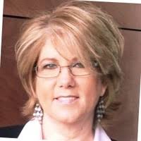 Deborah Leyva's Instagram, Twitter & Facebook