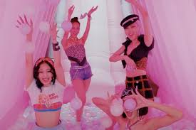 Blackpink win in inkigayo 😭💖 #blackpink1sttriplecrown. Blackpink S Ice Cream 3 Beauty Lessons We Learned From The K Pop Queens Colour Bomb Music Video South China Morning Post