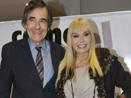 Последние твиты от adriana aguirre (@adriaguirrem). Llegamos A Un Arreglo Adriana Aguirre Ricardo Garcia Y El Divorcio De Los 60 Millones De Pesos Infobae