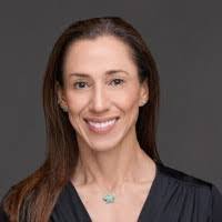 Kate Roach's Instagram, Twitter & Facebook