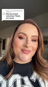 Krista Ogden's Instagram, Twitter & Facebook