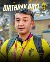 😍 An Aussie making the difference for Hyderabad! Joe Knowles is your  Player of the Match from #MCFCHFC #ISL10 #TheNawabs 💛🖤