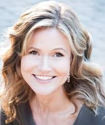 Nina Gardner's Instagram, Twitter & Facebook