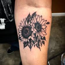 Black And Grey Sunflower Tattoo Designs Black And Gray Sunflower Tattoo C David Shurman Sunflower Tattoos Sunflower Tattoo Shoulder Sunflower Tattoo Sleeve
