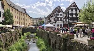 Bad munstereifel is located in dusseldorf city, germany at the 50.5567, 6.7642 coordinates. City Outlet Bad Munstereifel