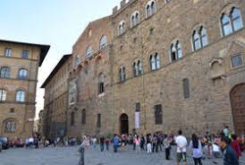 The courtyard of palazzo vecchio was decorated, on the occasion of the wedding between francesco de' medici and giovanna of austria (1565), with stucco and dry paintings of austrian cities, in honor of the bride. Palazzo Vecchio Of Florence Useful Information Florence Museums