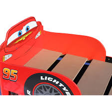 Das stabile bett aus holzfaserplatten hat die form des berühmten charakter lightning mcqueen. Car Mobel Bett Caseconrad Com
