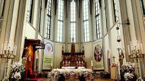 Namun sekitar bulan agustus 2020, misa tatap muka secara terbatas mulai dilaksanakan dan hanya umat di paroki setempat yang dapat mengikutinya. Jadwal Dan Link Misa Online Minggu 18 April 2021 Di Beberapa Gereja Termasuk Katedral Jakarta