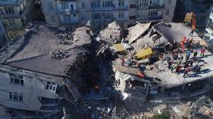 La magnitude n'était certes que de 5,9 sur l'échelle de richter mais les dégâts matériels provoqués par le séisme de jeudi en turquie sont considérables. Turquie Seisme D 039 Elazig La Nationalite Turque Octroyee Au Quot Heros Quot Un Jeune Refugie Syrien