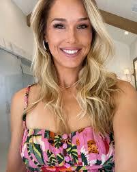 Lacey Calhoun's Instagram, Twitter & Facebook