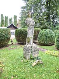 Check spelling or type a new query. File Cluj Napoca Gradina Botanica Gradina Romana Statuia Zeitei Ceres Jpg Wikimedia Commons