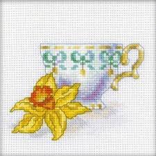 2nd in the series of cats in seasonal hats, this is daffodil, the spring cat! Rto Daffodil Tea Party Cross Stitch Kit Eh306 123stitch