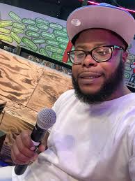 Introduction and photo sharing