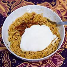 Lagi Magerr Masak Mie Instan Aja Lah Indomie Campur Mie Sedap Ditambah Poached Egg Gara Gara Food Pins Daily Lagi Magerr Masak Mi Food Indomie Poached Eggs