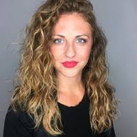 Shana Lyons's Instagram, Twitter & Facebook