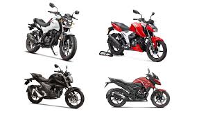 Racing red, knight black, metallic blue. Hero Xtreme 160r Vs Tvs Apache Rtr 160 4v Vs Suzuki Gixxer Vs Honda X Blade Spec Comparison Autox