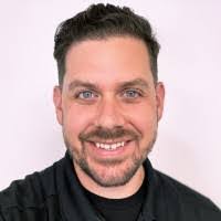 Brent Bell's Instagram, Twitter & Facebook