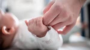 Ab wann das geschlecht von babys eindeutig erkennbar ist, hängt von der schwangerschaftswoche ab. Wie Babys Denken Welt