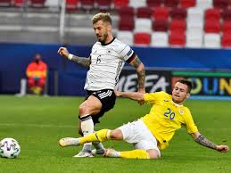 Mittelfeldspieler fc bayern münchen instagram : U21 Em Nach Krimi Gegen Rumanien Dfb Team Erreicht K O Runde