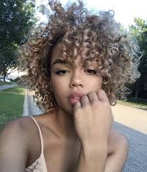 Curly hair styles: 10 hair that mom would approve of ideas to save today