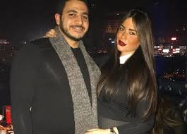 كلمات أغنية عيش سكر وطن eish sokkar watan الجديدة للمطربة السورية الجميلة أصالة نصري assala nasri والفنان أحمد فهمي ahmed fahmy أغنية عيش سكر وطن من أروع. ØªØ²ÙˆØ¬ Ø·Ù„ÙŠÙ‚Ø© Ø£Ø­Ù…Ø¯ ÙÙ‡Ù…ÙŠ ØªÙ… Ø§Ù„Ù‚Ø¨Ø¶ Ø¹Ù„ÙŠÙ‡ Ø£Ø«Ù†Ø§Ø¡ Ø¹ÙˆØ¯ØªÙ‡ Ù…Ù† Ø­ÙÙ„ Ø²ÙØ§Ù ÙÙ‡Ù…ÙŠ ÙˆÙ‡Ù†Ø§ Ø§Ù„Ø²Ø§Ù‡Ø¯ Ø§Ù„Ø­ÙƒÙ… Ø¹Ù„Ù‰ Ø§Ù„Ù…Ø®Ø±Ø¬ ÙƒØ±ÙŠÙ… Ø§Ù„Ø³Ø¨ÙƒÙŠ Ø¨Ø§Ù„Ø³Ø¬Ù† 15 Ø³Ù†Ø©