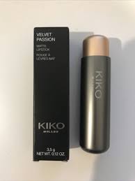 Maybe you would like to learn more about one of these? Buy Kiko Milano Velvet Passion Matte Lipstick Color Strawberry 310 New Online In Indonesia 254793668834