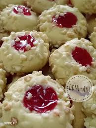 Kuih raya apk 1.1 for android. Resepi Biskut Badam Strawberri Dari Dapur Mak Long Ayu Facebook
