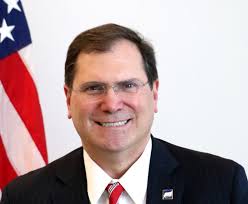 Trump Inaugural Chairman Tom Barrack Didn't Hide 'Instagram-Official' Ties  to UAE Officials, Defense Lawyers Say