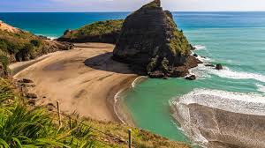 1) visit geothermal wonderland new zealand has many natural wonders and geothermal areas full of erupting geysers, neon green pools or turquoise blue lakes. Tourist Attractions New Zealand North Island Tourism Company And Tourism Information Center